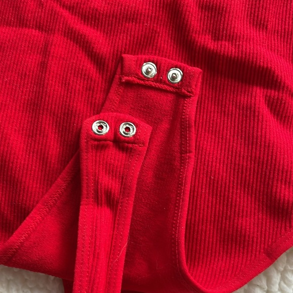 Ribbed bodysuit red size S/M thong one arm - Picture 3 of 5